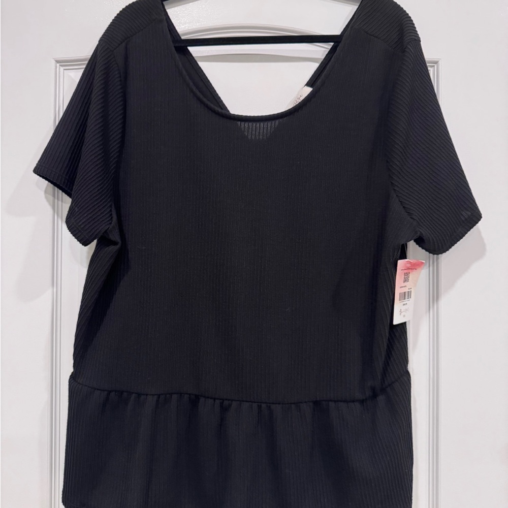 A Beautiful Soul (Arula) Black Short Sleeve Shirt with Tie Size 2X NWT